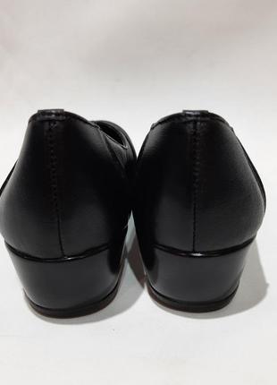 37,38,39 р. женские кожаные туфли на осень с небольшой танкеткой7 фото