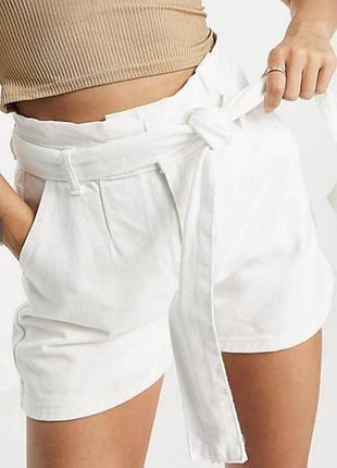 Шорти stradivarius
