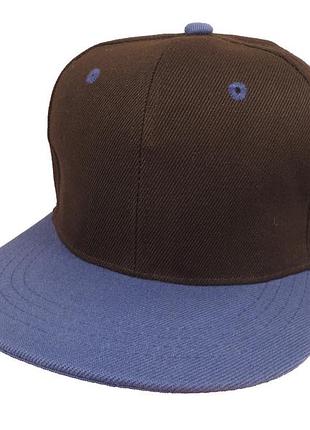 Кепка черная с синим козырьком