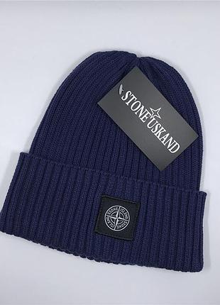 Чоловіча шапка, брендова