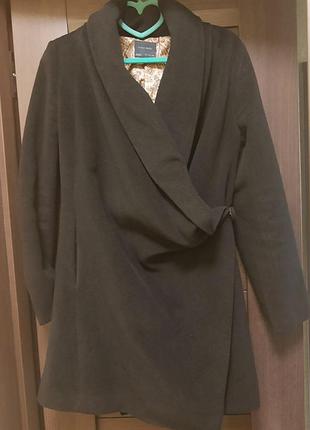 Черное пальто на запах zara2 фото