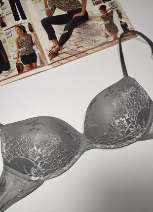 Комфортный бюстгальтер с формованной чашкой без косточек intimissimi, eur 80b/80в