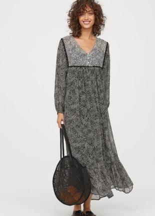 С цветочным принтом