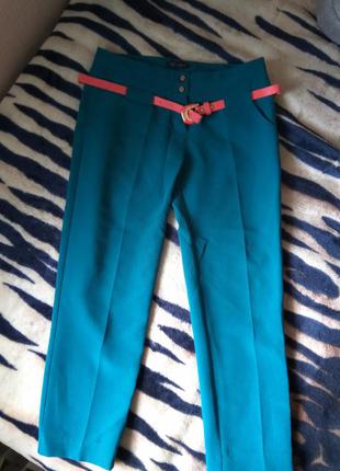 Укорочені брюки