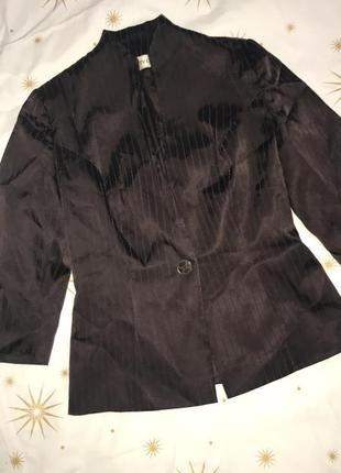 Фирменный женский пиджак, размер 42