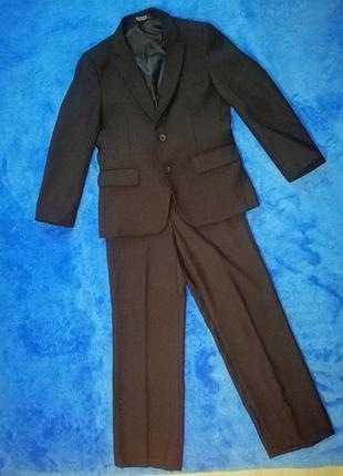 Брючний костюм.