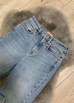 Джинси 2