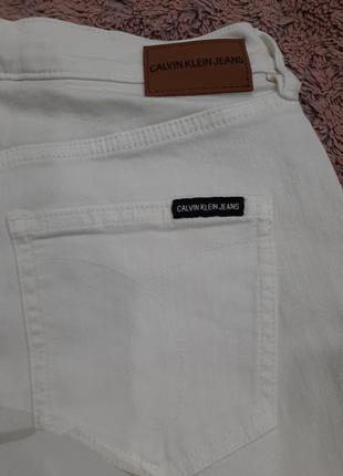 Calvin klein jeans

джинсы кроп6 фото