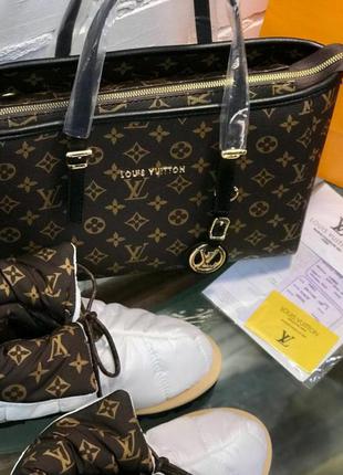 Бомбезный комплект дутики+ сумка дутая, люкс качество.