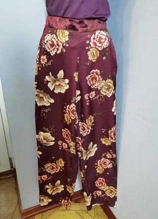 Домашні атласні штани в квітковий принт розміру 8/s1 фото