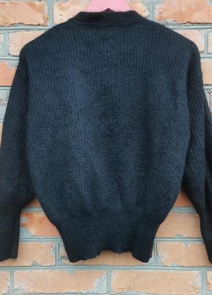 Розкішний італійський мохеровий светр з v-вирізом2 фото