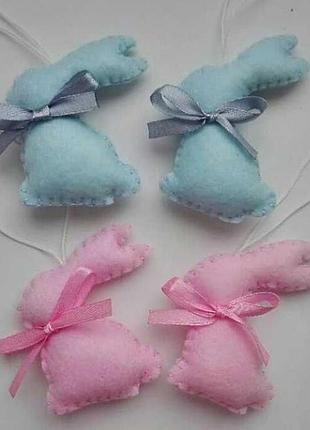 Зайчики из фетра