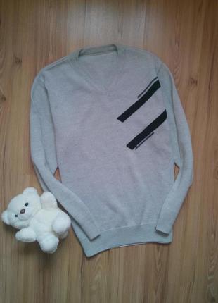 Мягкий джемпер мелкой машинной вязки, размер м.