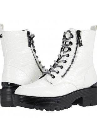 Черевики guess розмір 9м (26см)