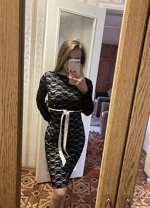 Мереживна сукня