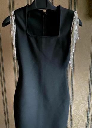 Шикарне плаття,плічка бахрома в каменях,бандажну з утяжкой,розмір с.4 фото