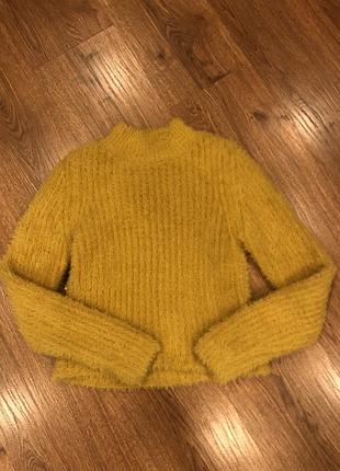 Пушистый свитерок