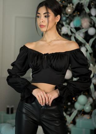 Короткий топ блуза лонгслив шелковый черный с затяжками с объемными рукавами 4 цвета