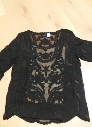 Кофточка из гипюра с фестонами