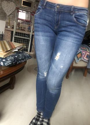 Bershka модні стильні джинси стрейч