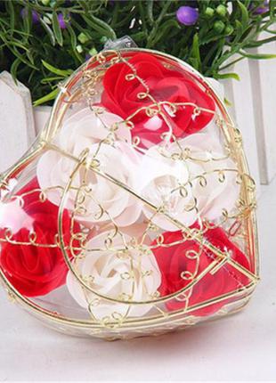 Подарочный набор с розами из мыла, ароматное мыло  из 6 штук 10.5*10.5*6 см3 фото