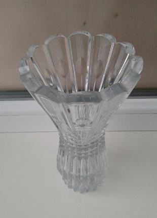 Винтажная хрустальная ваза для цветов ссср нюанс3 фото