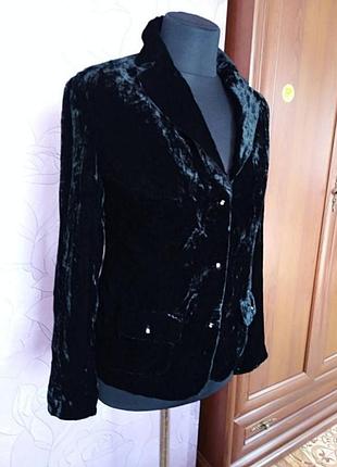 Велюровый пиджак
