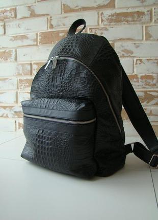 Стильный кожаный рюкзак "черный крокодил"
