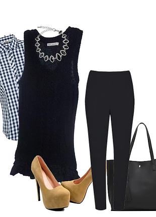 В'язане платтячко під гольф чи сорочку  - дуже гарне.