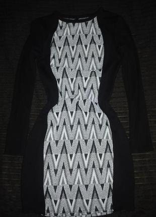 Платье h&m трикотажное черно-белое силуетное1 фото