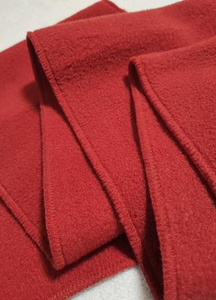 Флисовый красный шарф с вышитым логотипом the north face3 фото