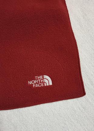 Флисовый шарф красный с вышитым логотипом the north face