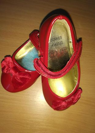 Туфли для принцесы фотосессия лак лаковые красные
