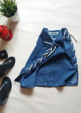 Джинсовая юбка со шнурками2 фото