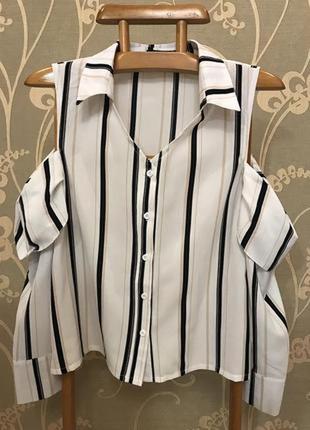 Нереально красивая и стильная брендовая блузка в полоску.