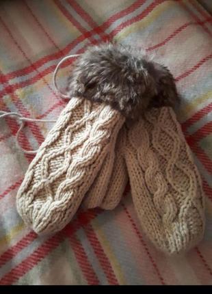 Рукавиці, варешки з хутром