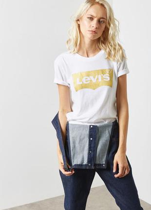 Футболка levi's® из коллекции holiday с золотым логотипом . оригинал