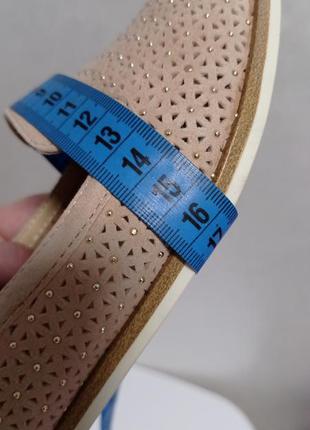 Кожаные фирменные базовые красивые туфли от 5 avenu- 40 р3 фото