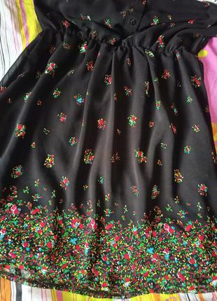 Милое воздушное платье в цветочек с ажурным воротничком,46-50разм.