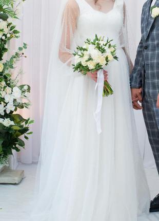 Біле айворі весільне плаття 2022 в стилі мінімалізм бохо, стильне сучасне ніжне
