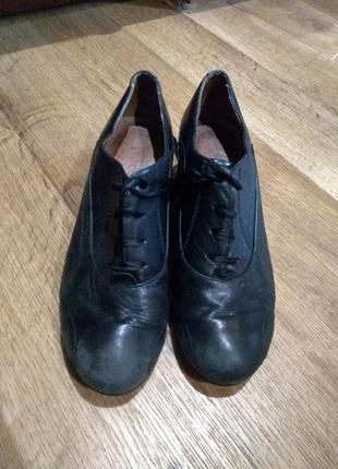 Танцювальні туфлі2 фото