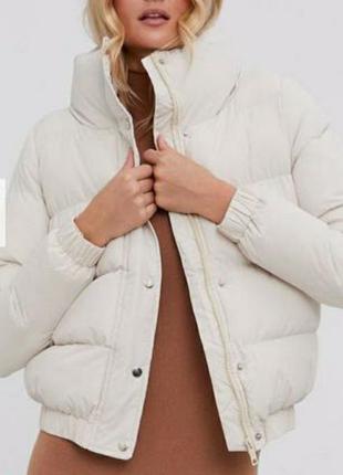 Тёплая куртка пуховик