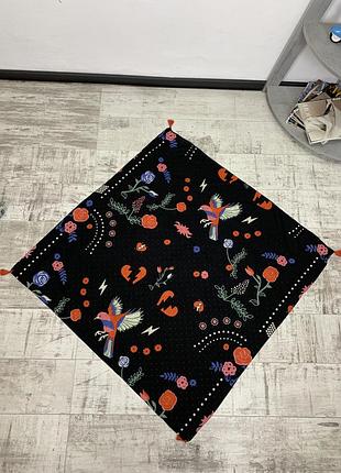 Хустка naf-naf 105/105 cm