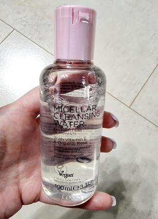 Мицеллярная вода для снятия макияжа с витамином е и розой