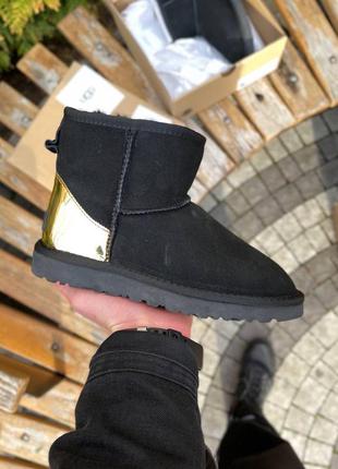 Ugg classic mini black