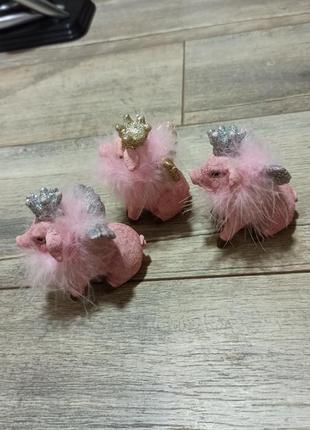 "три поросенка", коллекция розовых свинок.9 фото