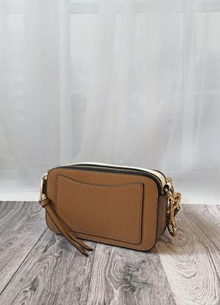 Marc jacobs snapshot apricot/khaki брендовая стильная сумка из натуральной кожи темный беж кофейная кожаная сумочка шкіряна сумка із натуральної шкіри3 фото