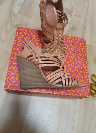 Босоножки tory burch