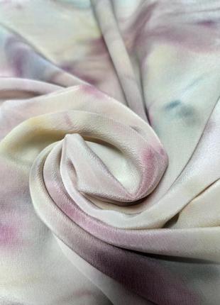 Платок в "разводы", 100% шелк р. 89,5 х 82,5 - нюансы, китай