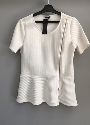 Симпатична блузка від vila